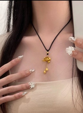 抖音爆款黄金色莲花项链女款古法荷花吊坠毛衣链送女友生日礼物