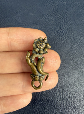 藏式利马铜佛手莲花黄铜男女护身项链吊坠佛珠手串卡子侧挂包挂