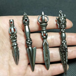 复古天铁金刚杵挂件普巴金刚橛藏式吊坠西藏手持箭簇做旧古典配饰