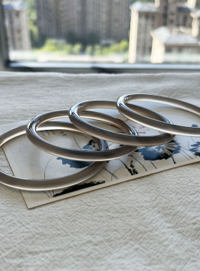 天然玛瑙冰种灰玉髓小圆条美人手镯新中式小众复古风气质叮当镯子