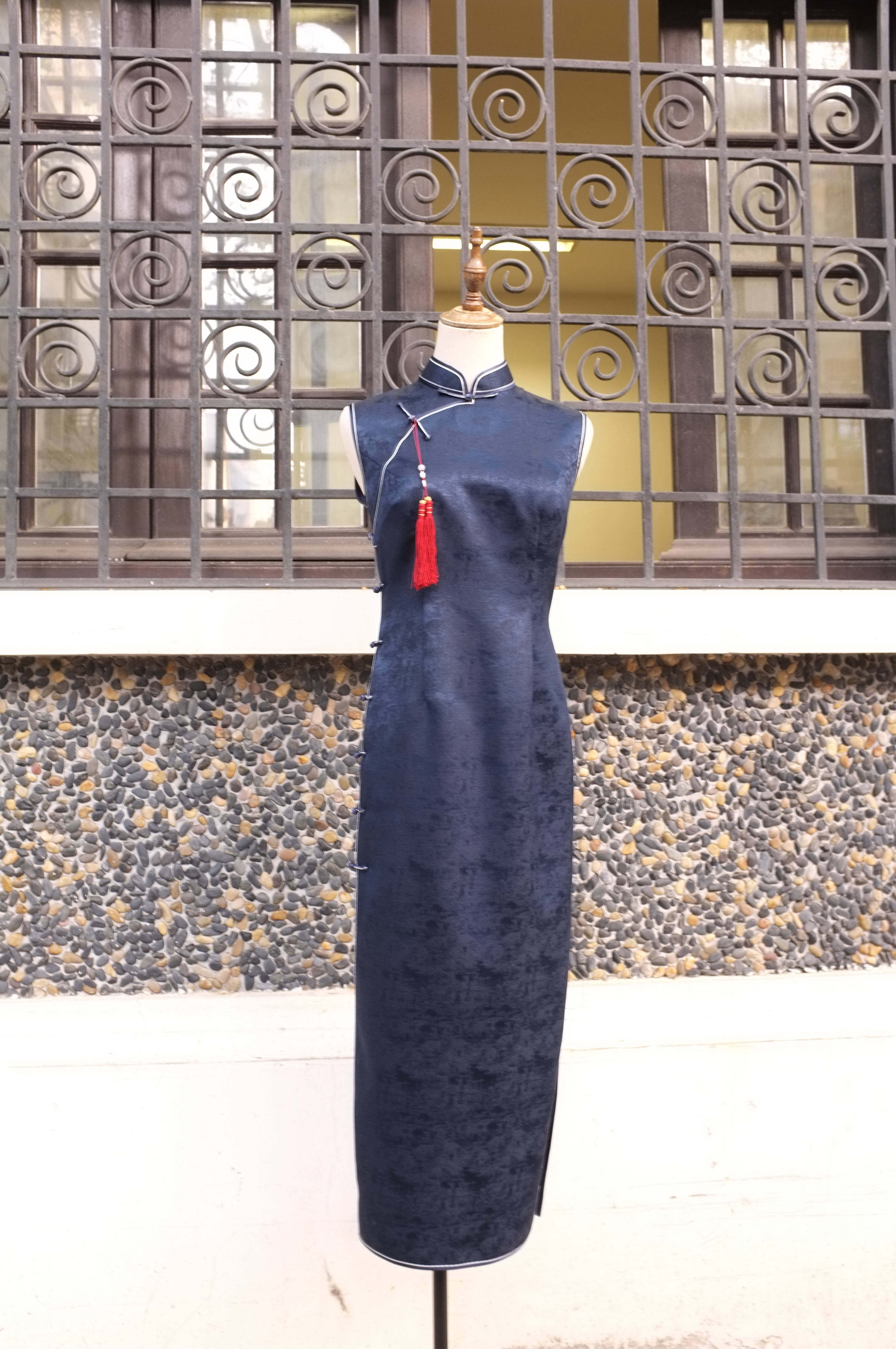 赟结婚婚礼高端手工定制藏蓝暗纹真丝丝毛锦缎日常时尚改良长旗袍