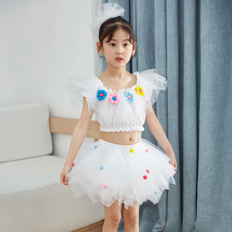 六一儿童节演出服饰跳舞蹈主持