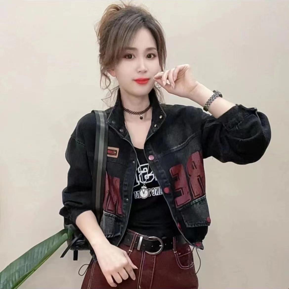 牛仔外套女春秋季2025新款爆款时尚洋气时髦短款小个子印花欧货潮