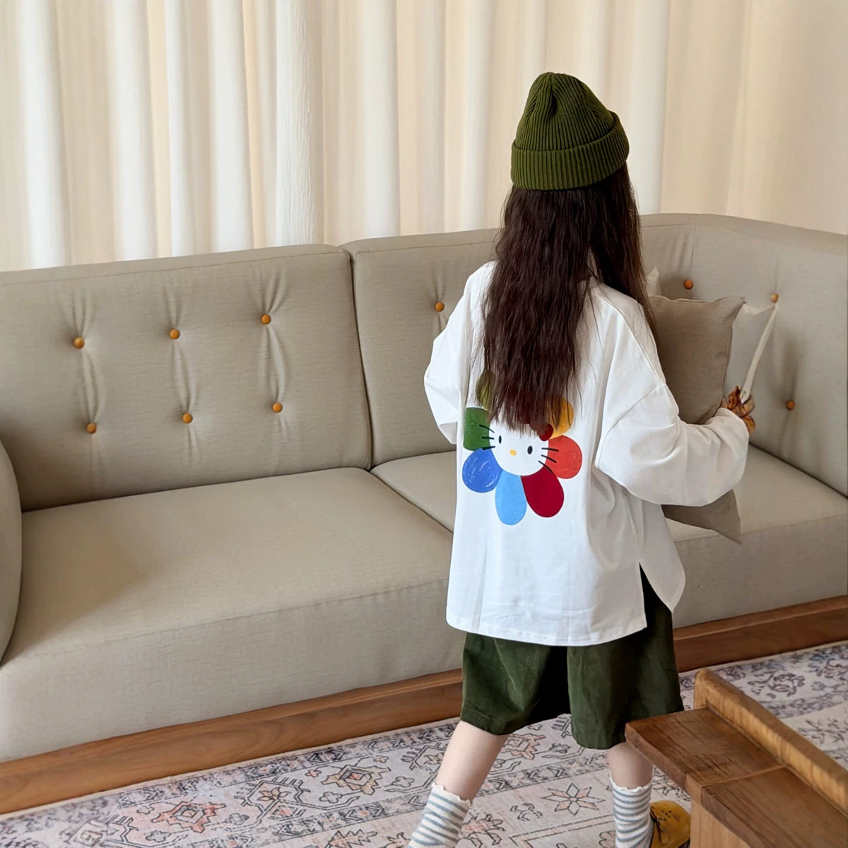 2026休闲女童秋季新款韩版创意七彩花猫咪印花T恤 儿童宽松上衣