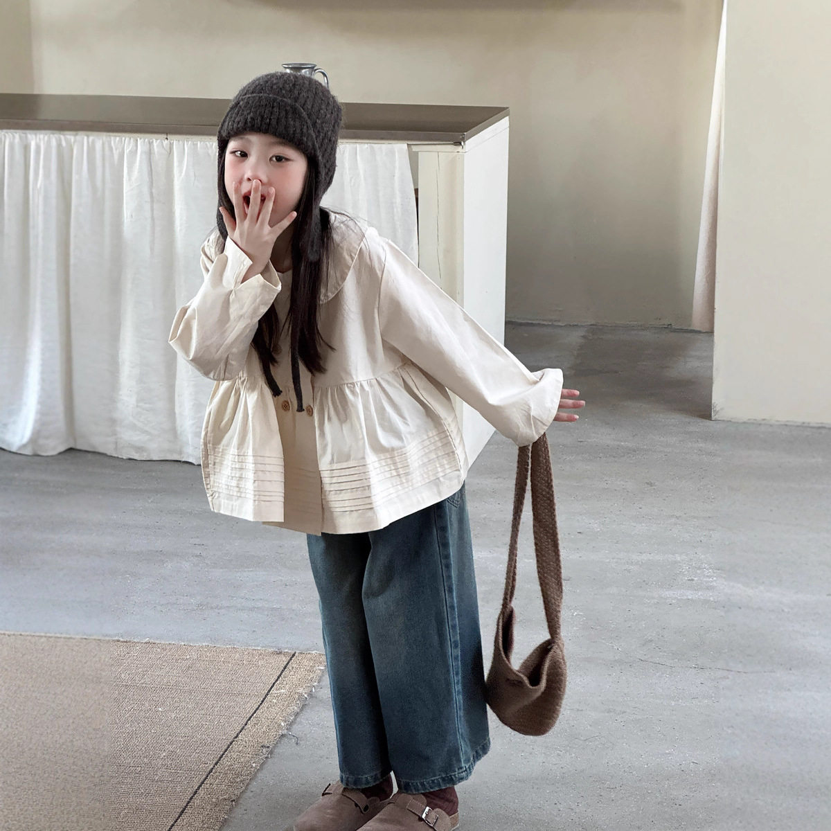 三年四班女童春季韩版娃娃领泡泡