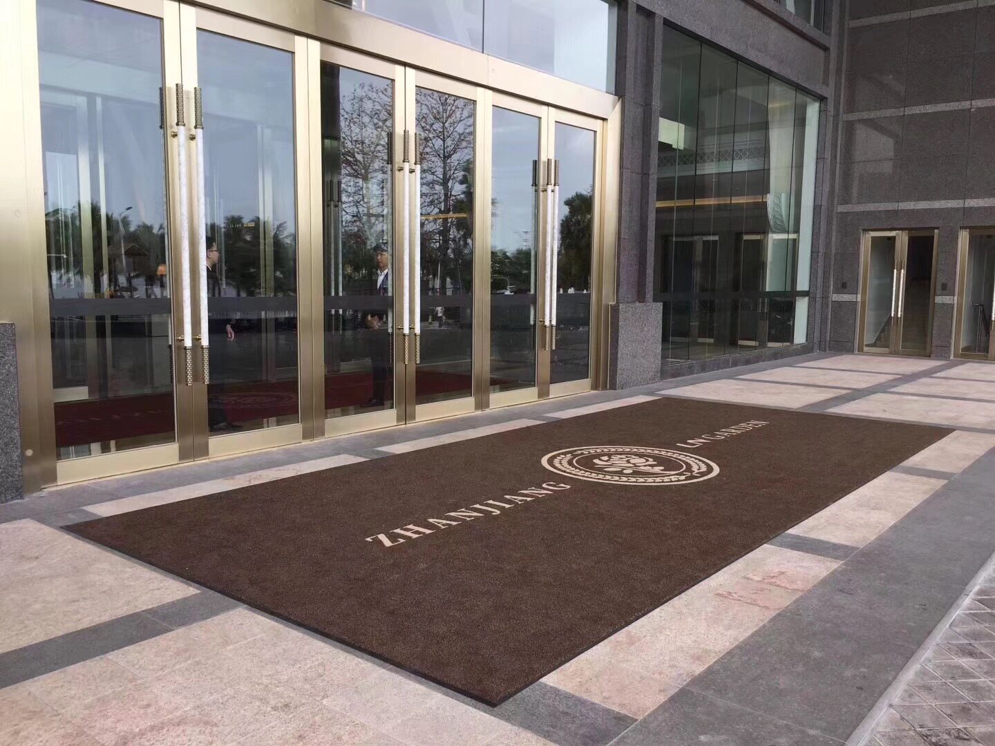 尼龙地毯定制logo星期电梯防水