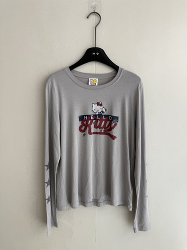 MISS时髦小众甜酷风穿搭KT猫咪字母印花长袖T恤显瘦上衣打底衫潮T