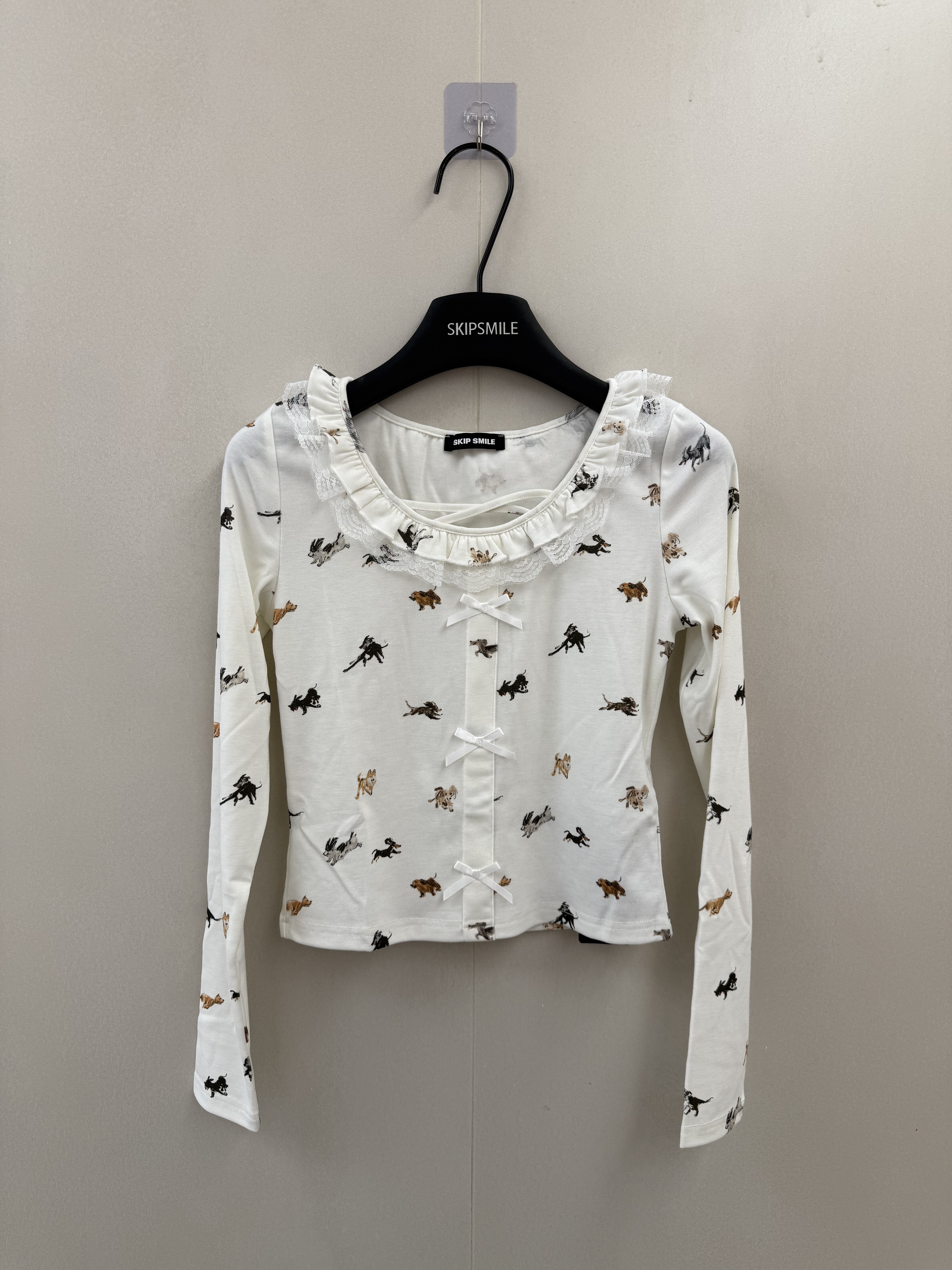 SKip Smile 少女感满满 蕾丝花边圆领长袖T恤女 小狗印花打底上衣