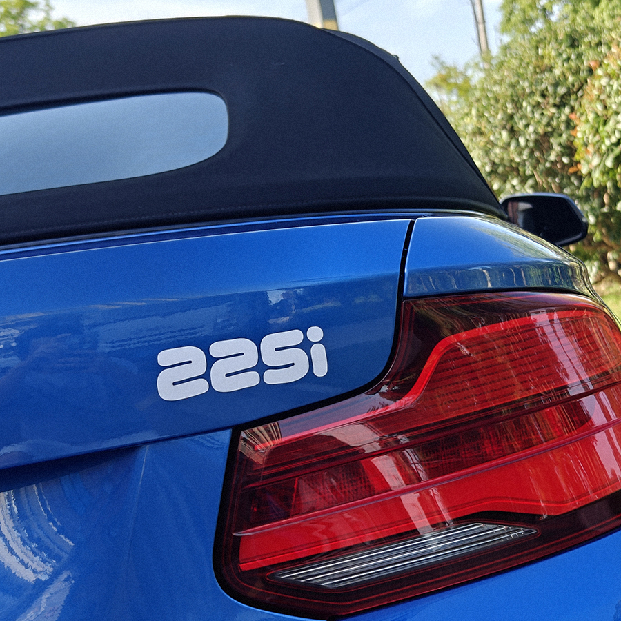 宝马3系车尾标225轻量化车标贴纸