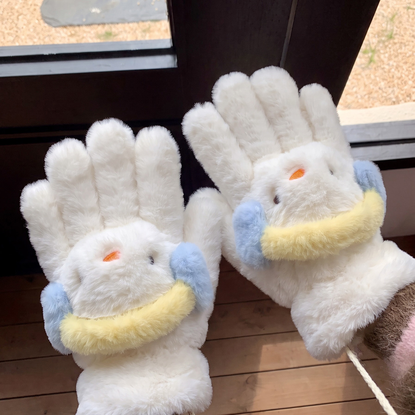 可爱雪人毛绒分指手套女生冬季骑电动车防寒保暖可挂脖加厚棉手套