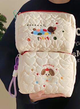 可爱卡通小狗化妆包女大容量便携式护肤品手提收纳包旅行洗漱包