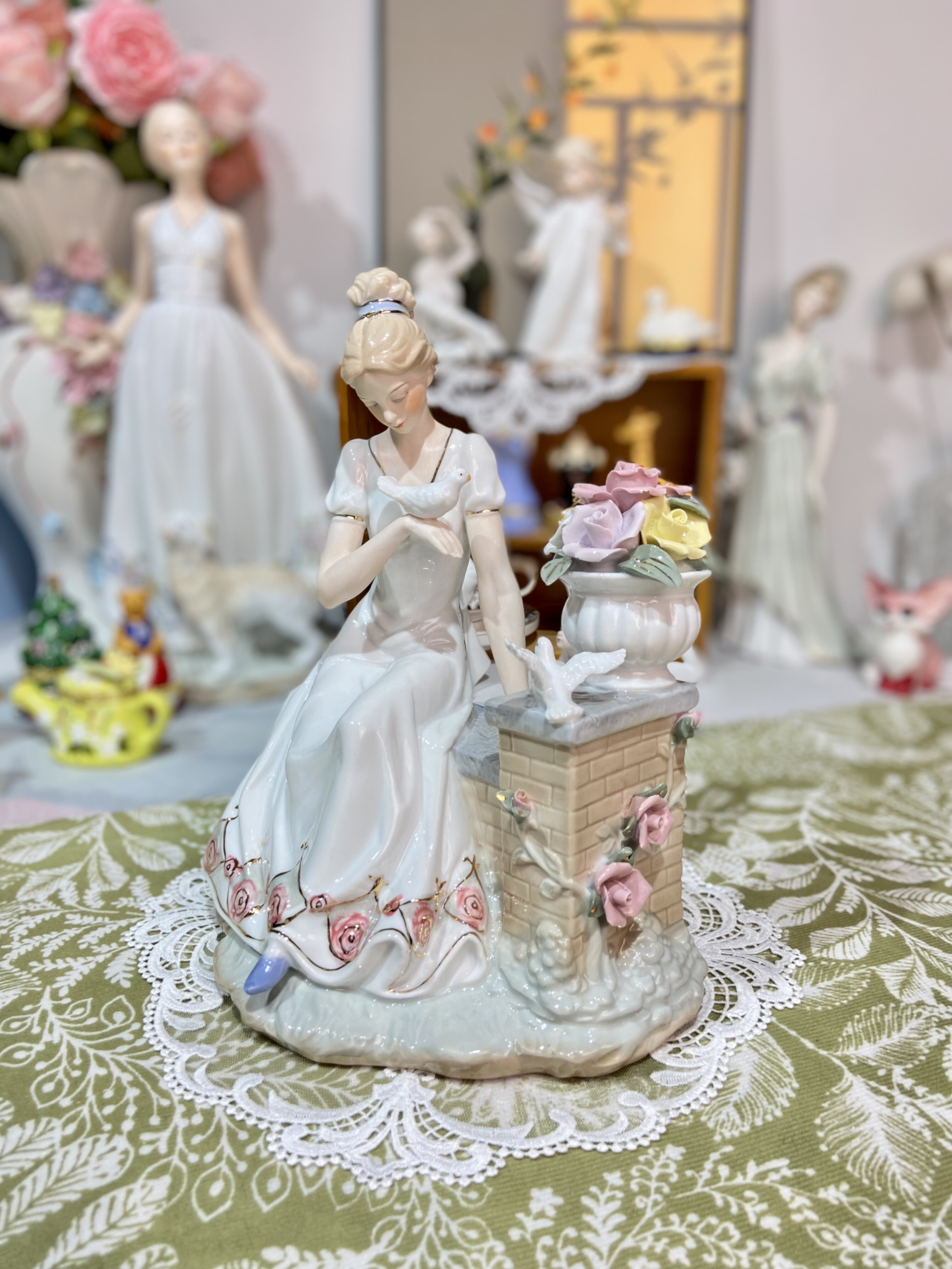 现代欧式家居简约人物装饰品客厅酒柜摆件陶瓷工艺品生日礼物新款,家居饰品,装饰摆件,淘宝优惠券,粉丝福利购,淘宝优惠卷