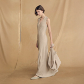 官方 Cortana 25春夏 Cha FANIA 亚麻V领长斜裁连衣裙