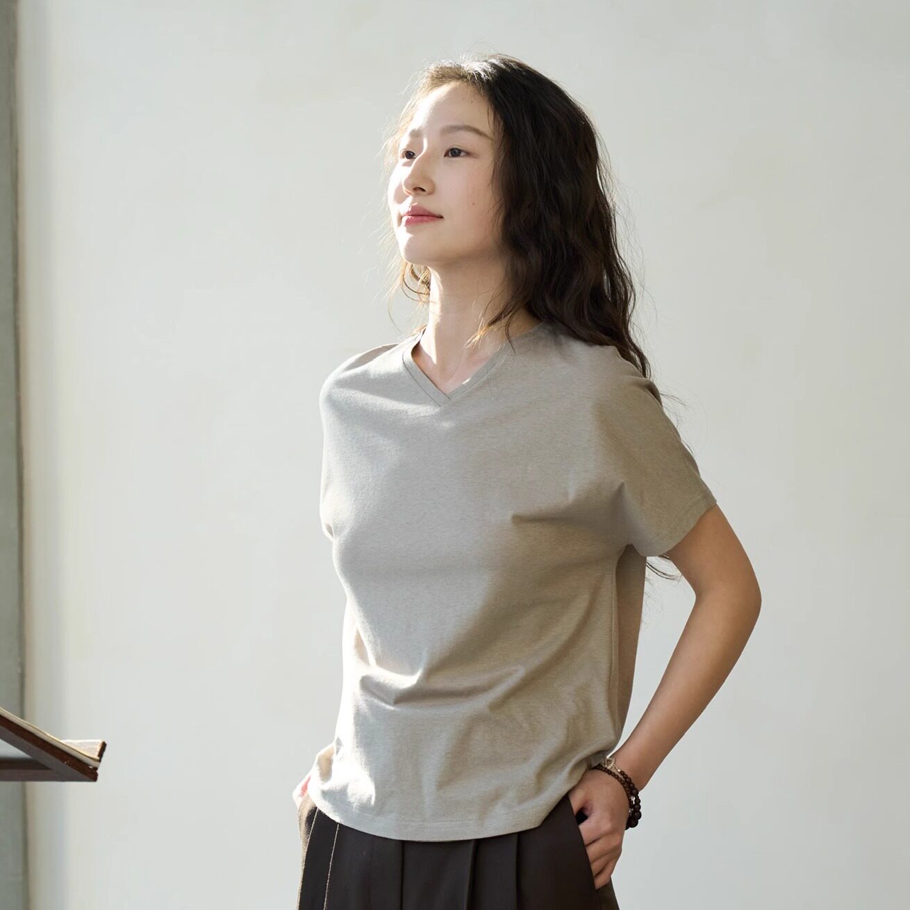 多色选 | io adesso futura 25春夏 有机棉麻V领连肩短袖T恤