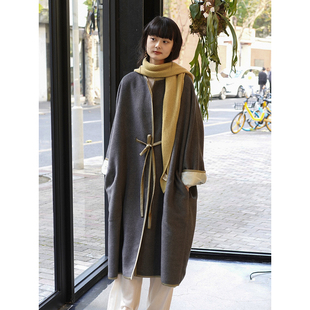 Cha 官方 | Mutedance 青灰色羊毛绑带无领大衣