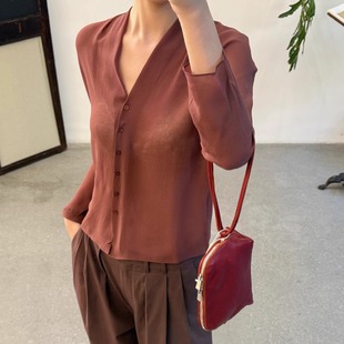 官方 衬衫 Cortana 真丝v领长袖 半裙 Claudio Cha