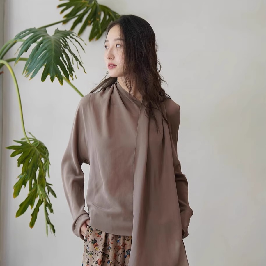 Cha 官方 | Cortana 25早秋 LUNO TOP真丝飘带长袖上衣