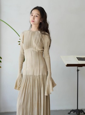 Cha 官方 | Mutedance 25SS植物染真丝抽褶长袖连衣裙