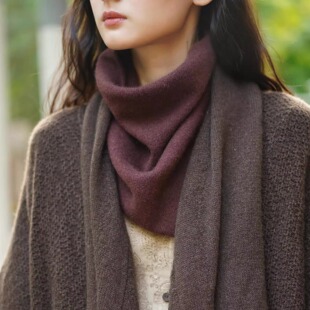 io adesso futura 人手一件 山羊绒三角小围脖