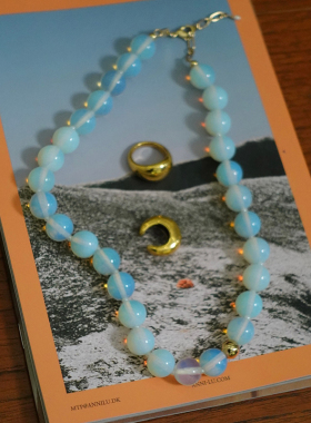 Cha 官方 | Anni Lu BUBBLES 月白色泡泡手工串珠项链