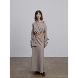 官方 丝羊毛优雅套装 futura 斜肩上衣&鱼尾半裙 adesso Cha