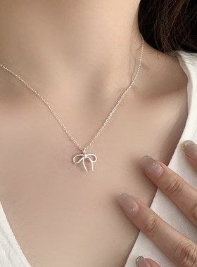 【两件包邮】甜美蝴蝶结吊坠项链女小巧精致百搭温柔优雅锁骨链小
