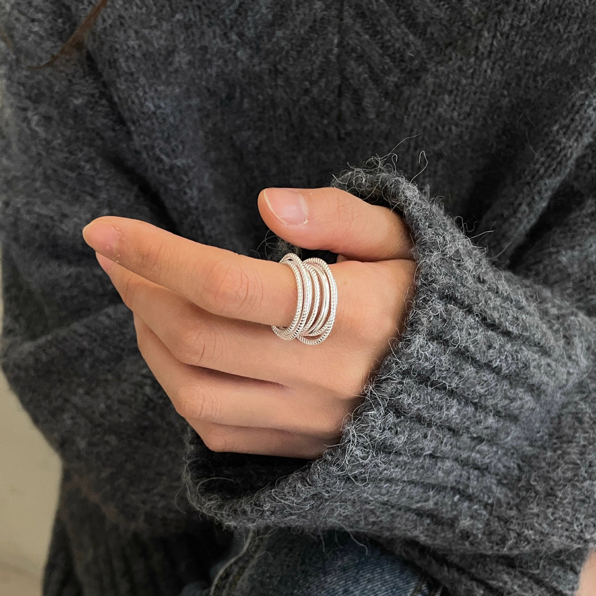 【两件包邮】甜酷多层缠绕线条戒指女简约冷淡风气质百搭开口指环