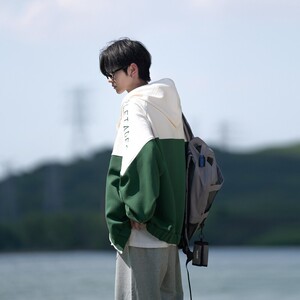 相机片秋冬撞色绣花大码港风拼接卫衣时尚外套男 V906 P68 控88图片