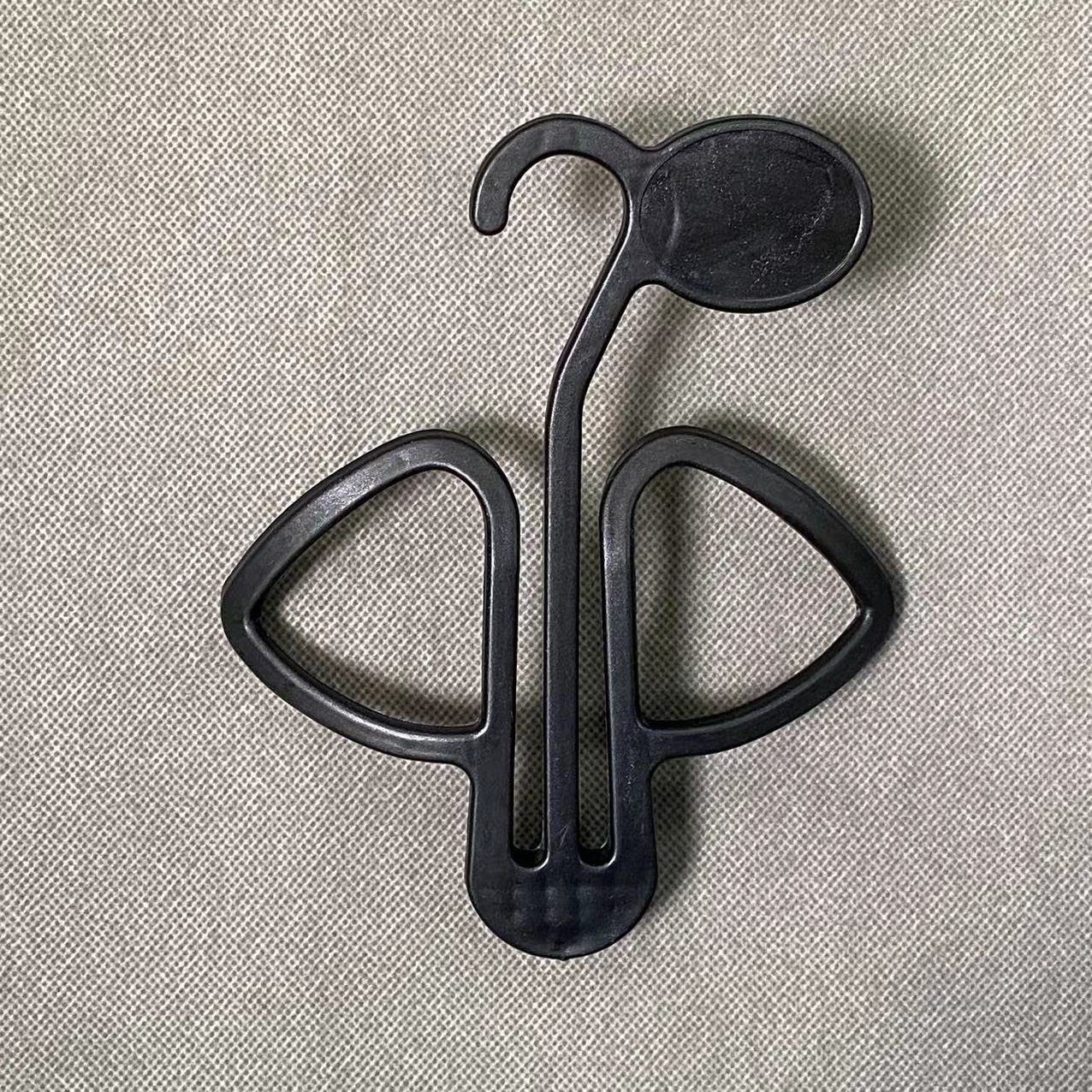 PP88布鞋挂钩黑色棉拖鞋衣架塑料挂勾雨鞋皮鞋鞋钩靴子夹马靴夹子,居家布艺,居家亲子拖鞋,淘宝优惠券,粉丝福利购,淘宝优惠卷