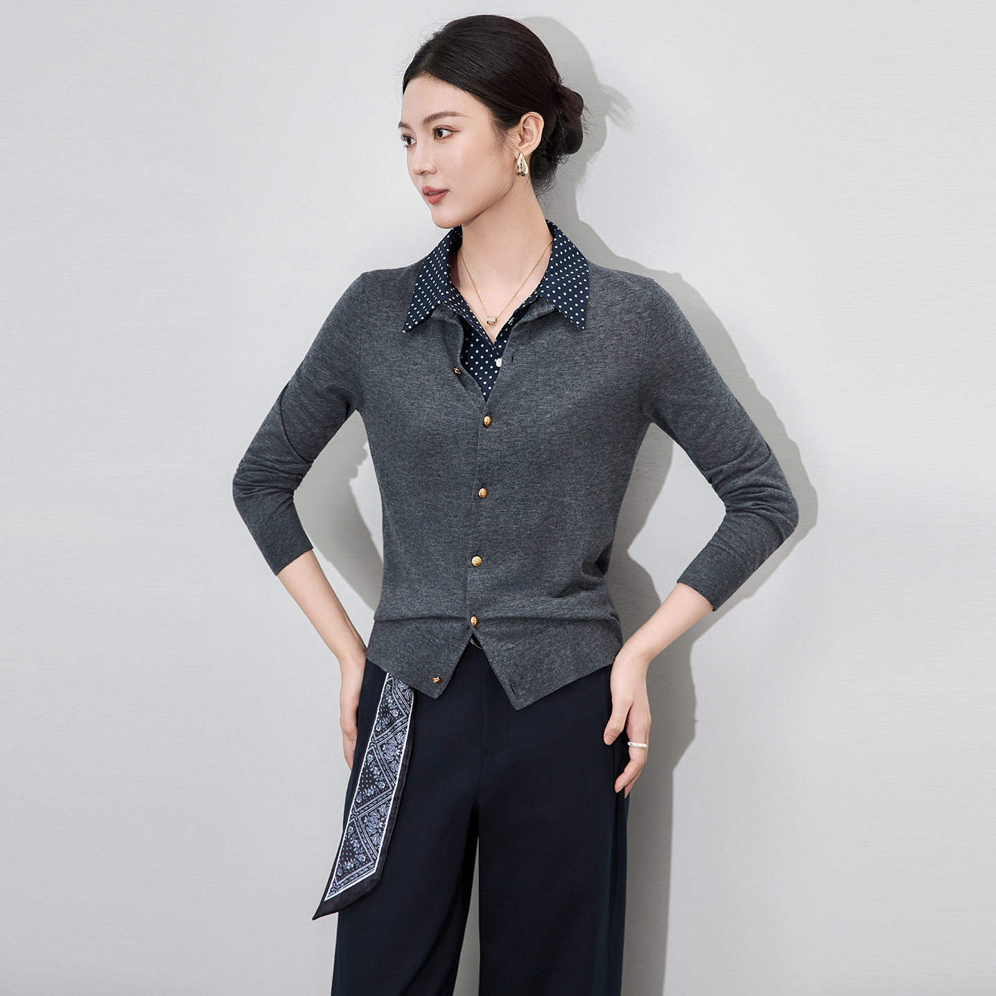 2025秋冬新款时尚18针超细美丽诺羊毛波点领可卸洋气针织开衫上衣