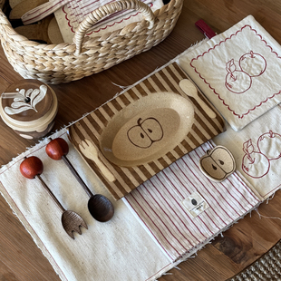 一颗松果居 原创作家器手作陶器餐具条纹苹果方形点心水果盘子