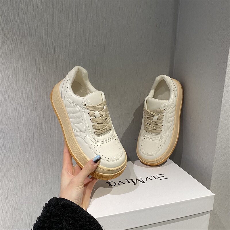 欧美休闲板鞋2023冬季新款真皮厚底松糕鞋女加绒拼色炸街面包鞋子