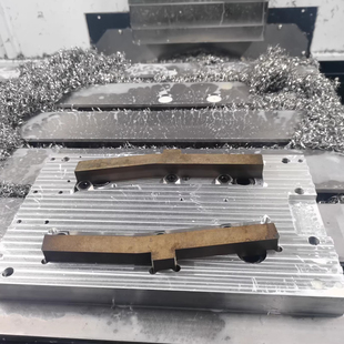 六角侧顶偏心夹具cnc数控批量并列侧面固定工装虎钳治多工位机床