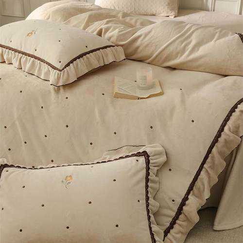 高端法式公主风牛奶绒床上用品