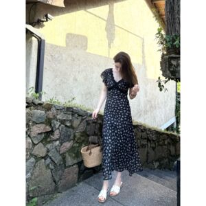 【晚杏碎花】小允姐姐2026新款收腰显瘦法式浪漫度假风连衣裙