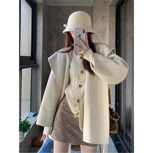 日本offcat白色双面羊毛大衣女2024冬新款高级感韩系短款连帽小个