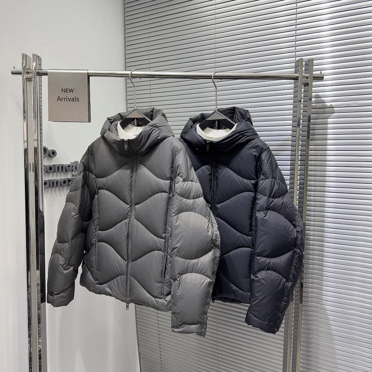 90白鹅绒男士重磅连帽羽绒服25冬季新款保暖休闲厚鹅绒面包服外套