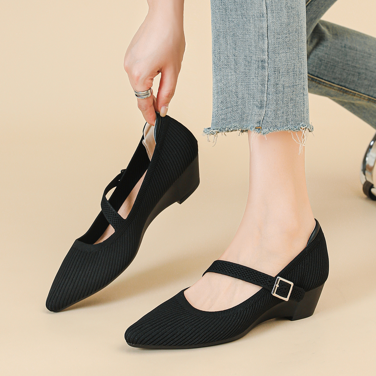 王妃鞋带子春夏新款飞编针织中高圆坡跟头蛋卷女士软底透气单鞋