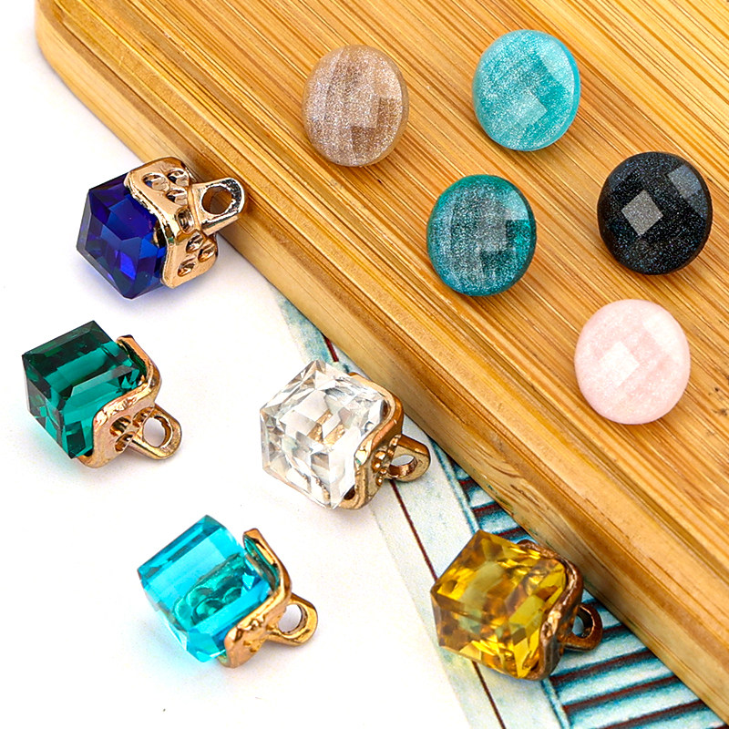 时尚彩色金属纽扣糖果色立体四方钮扣百搭衬衣毛衣开衫雪纺小纽扣