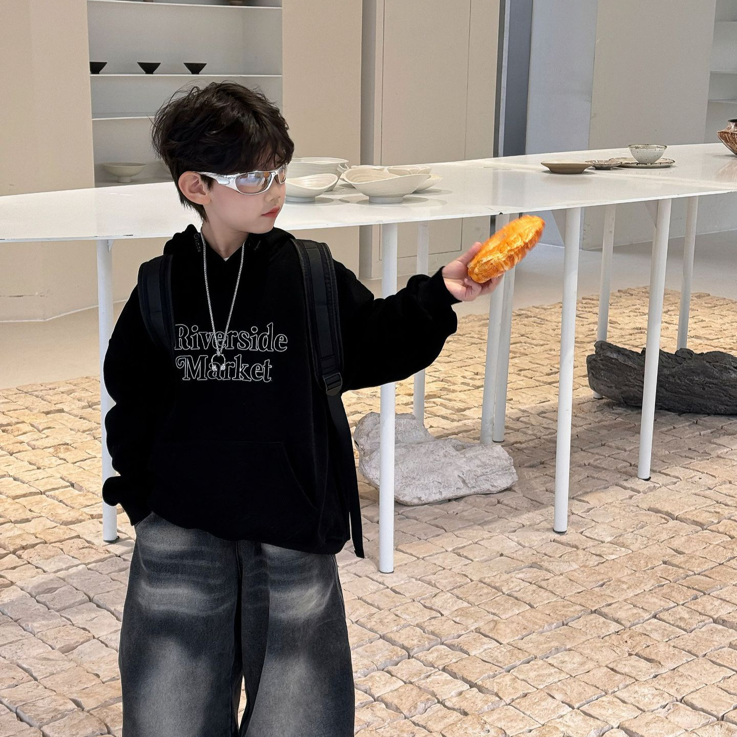 儿童帅气加厚连帽卫衣套头衫洋气