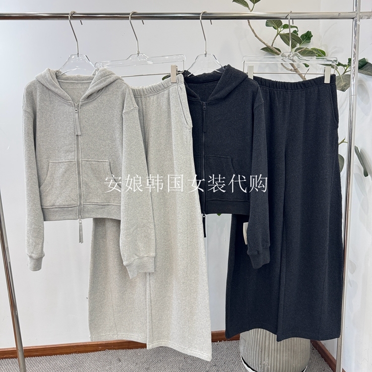 长袖连帽宽松外套搭休闲裤套装