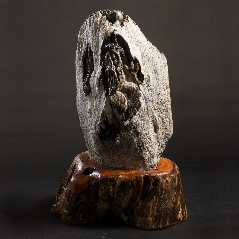 中式复古客厅装饰案台摆件木化石收藏雕刻游龙戏珠博古架软装摆设