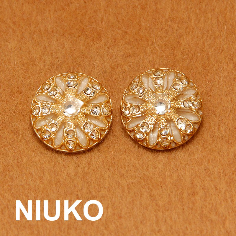 niuko定制款超高档外套扣大衣