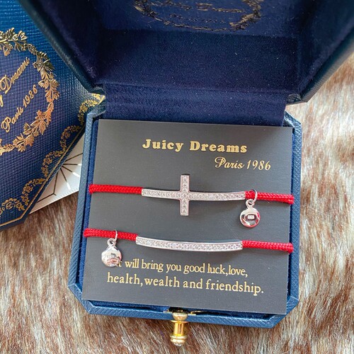 轻奢JUICY DREAMS复古水晶十字排钻情侣款本命年幸运许愿 红手绳