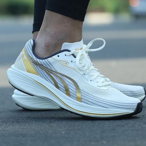 多威征途三代跑鞋男女碳板跳远中考体育专用马拉松竞速田径训练鞋