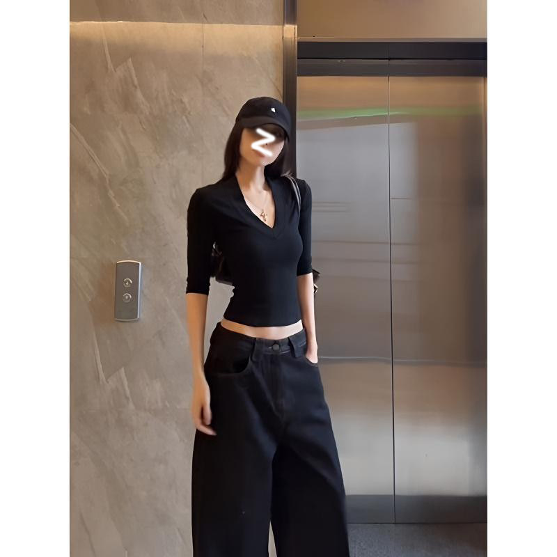 韩系绝美巨好看深v领高级感五分袖T恤女春季新款2026超火减龄上衣