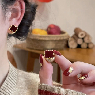 本命马年新年款红色四叶花耳钉s925银针防过敏小香风耳饰气质耳环