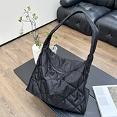 COS女士 菱格纹绗缝大容量单肩包2024新款 腋下斜挎包褶皱托特包