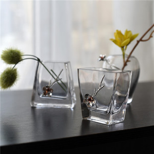简约现代通透玻璃花瓶迷你水培花器轻奢样板间客厅台面桌面装饰品