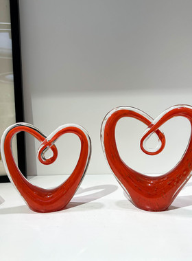 欧式可爱爱心琉璃摆件创意简约抽象工艺品艺术乔迁礼品玄关红色